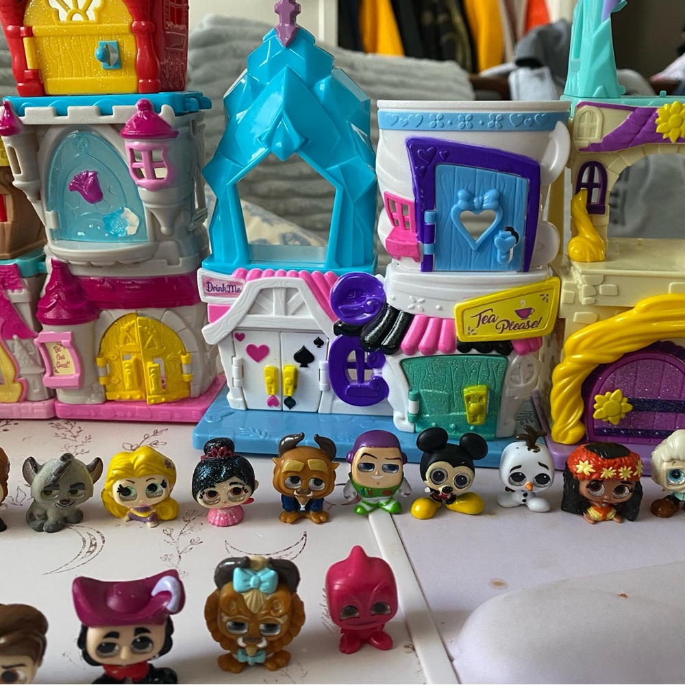 Mini Sized Large Disney Doorables Lot - Picture 4 of 11